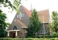 Bleekkerk met dakruiter.