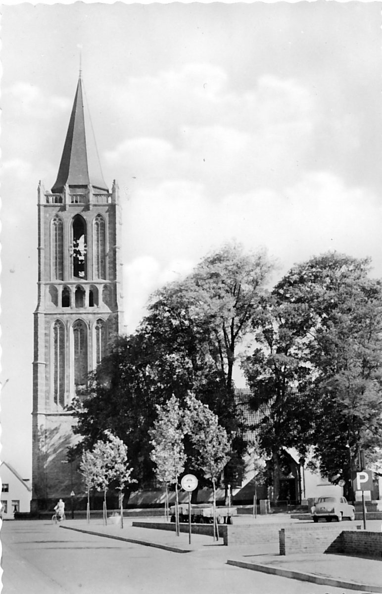 BestandHouten toren nh kerk.jpg Reliwiki